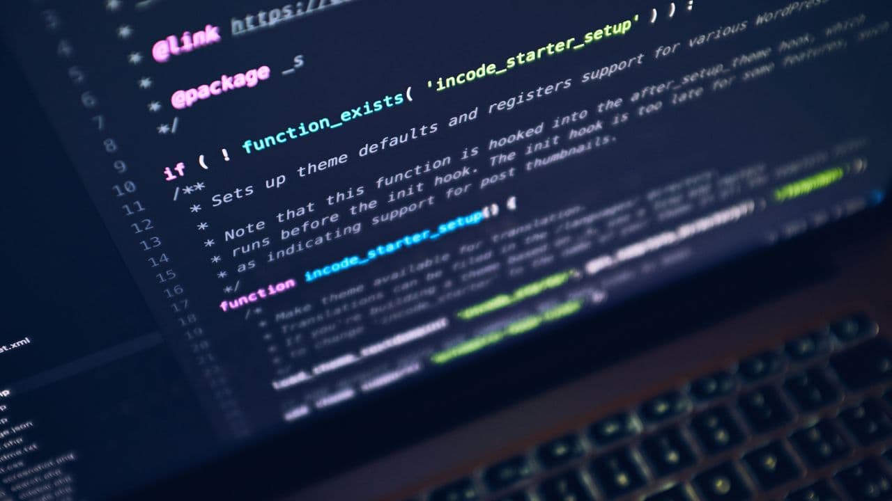imagem sobre Front-end: o que é, para que serve e como começar nessa área