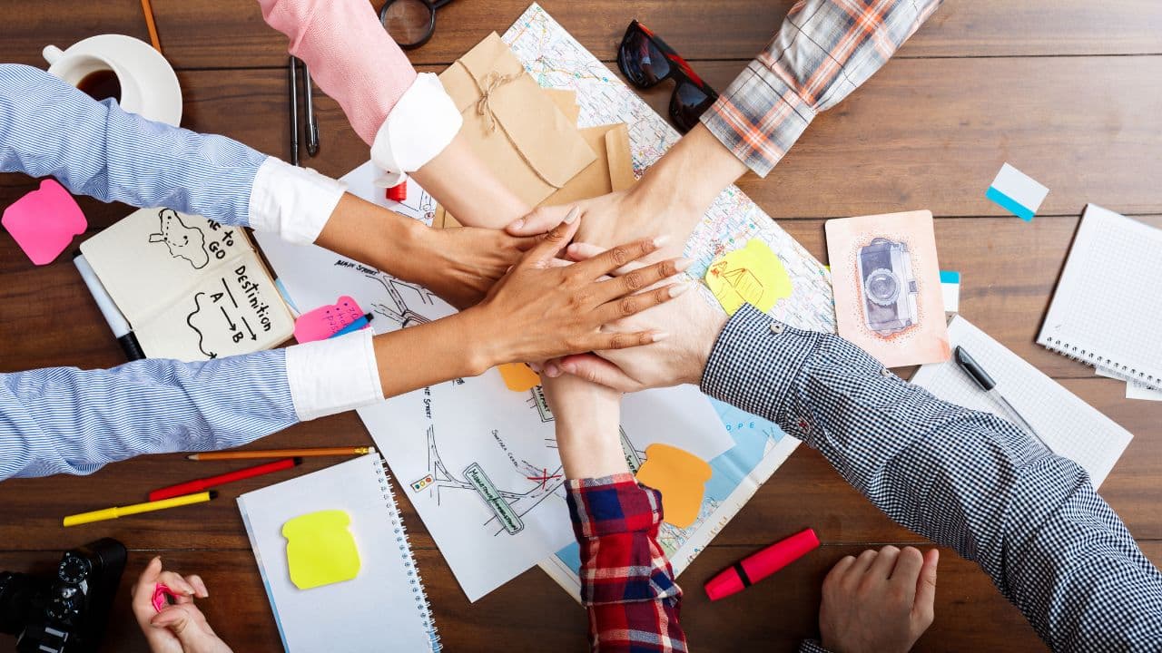 imagem sobre Cultura Organizacional: como valores, liderança e clima moldam as organizações